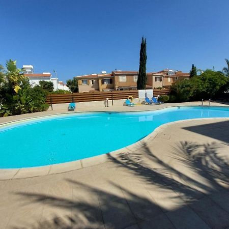 Joanne'S Cosy 1 Bdrm Apt Paphos Kültér fotó