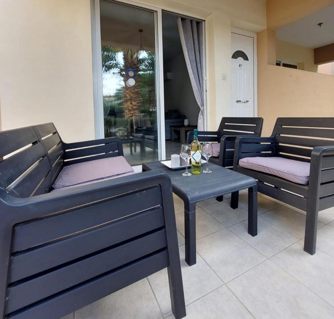 Joanne'S Cosy 1 Bdrm Apt Paphos Kültér fotó
